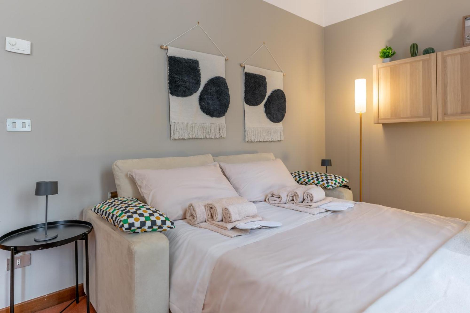 -Near Arena & Parking - Pet Friendly Historical Arena Palace Apartment Verona Exterior photo